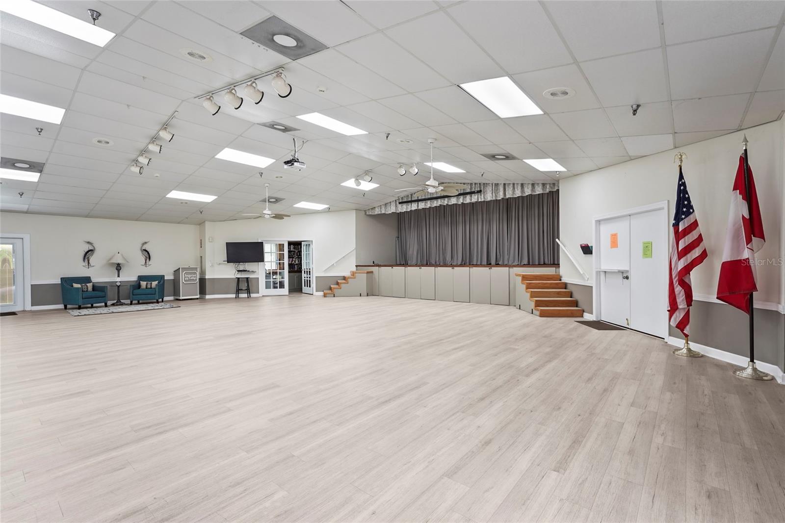 Image 58 of 82 For 8470 Imperial Circle