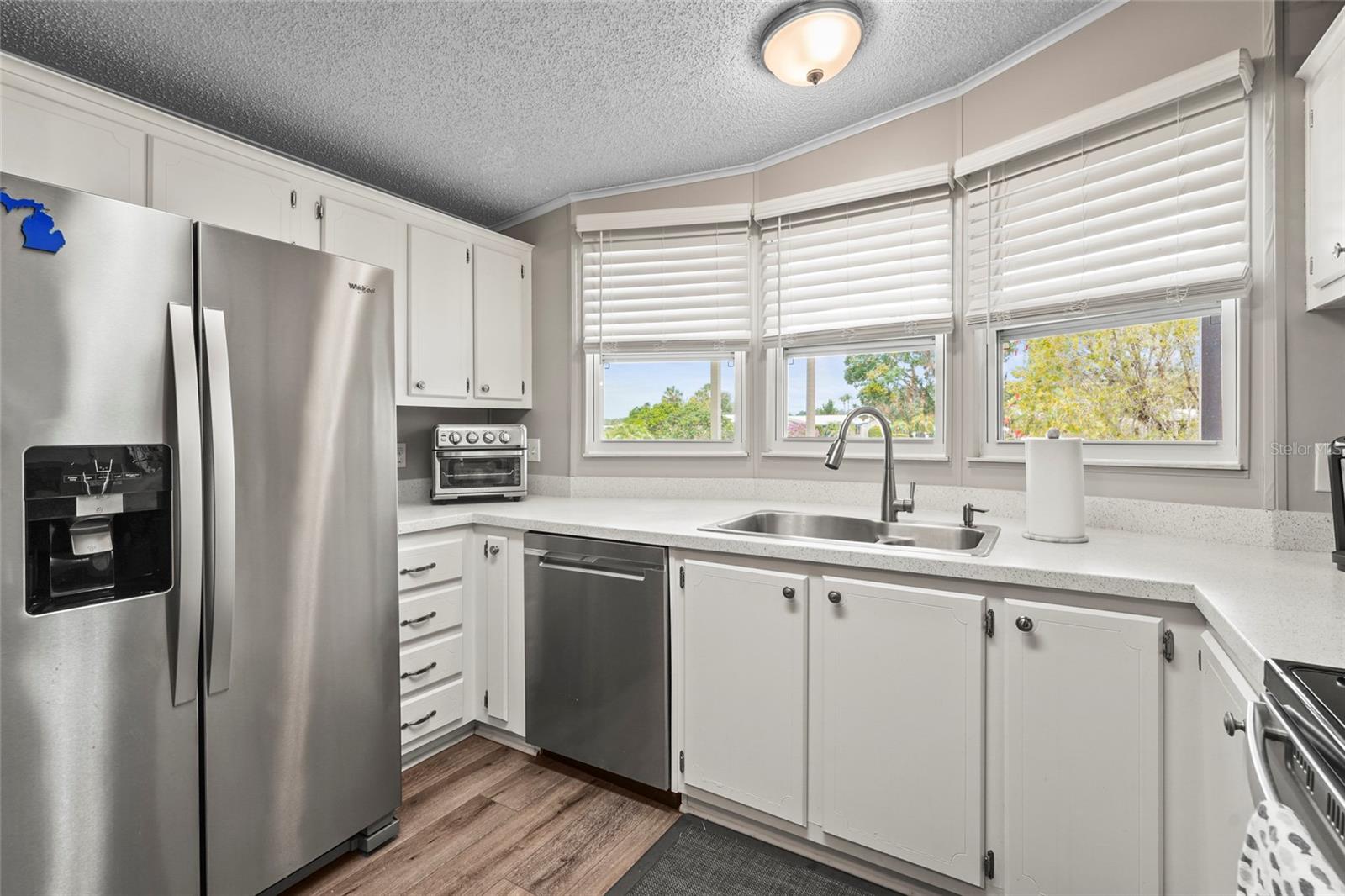 Image 6 of 82 For 8470 Imperial Circle