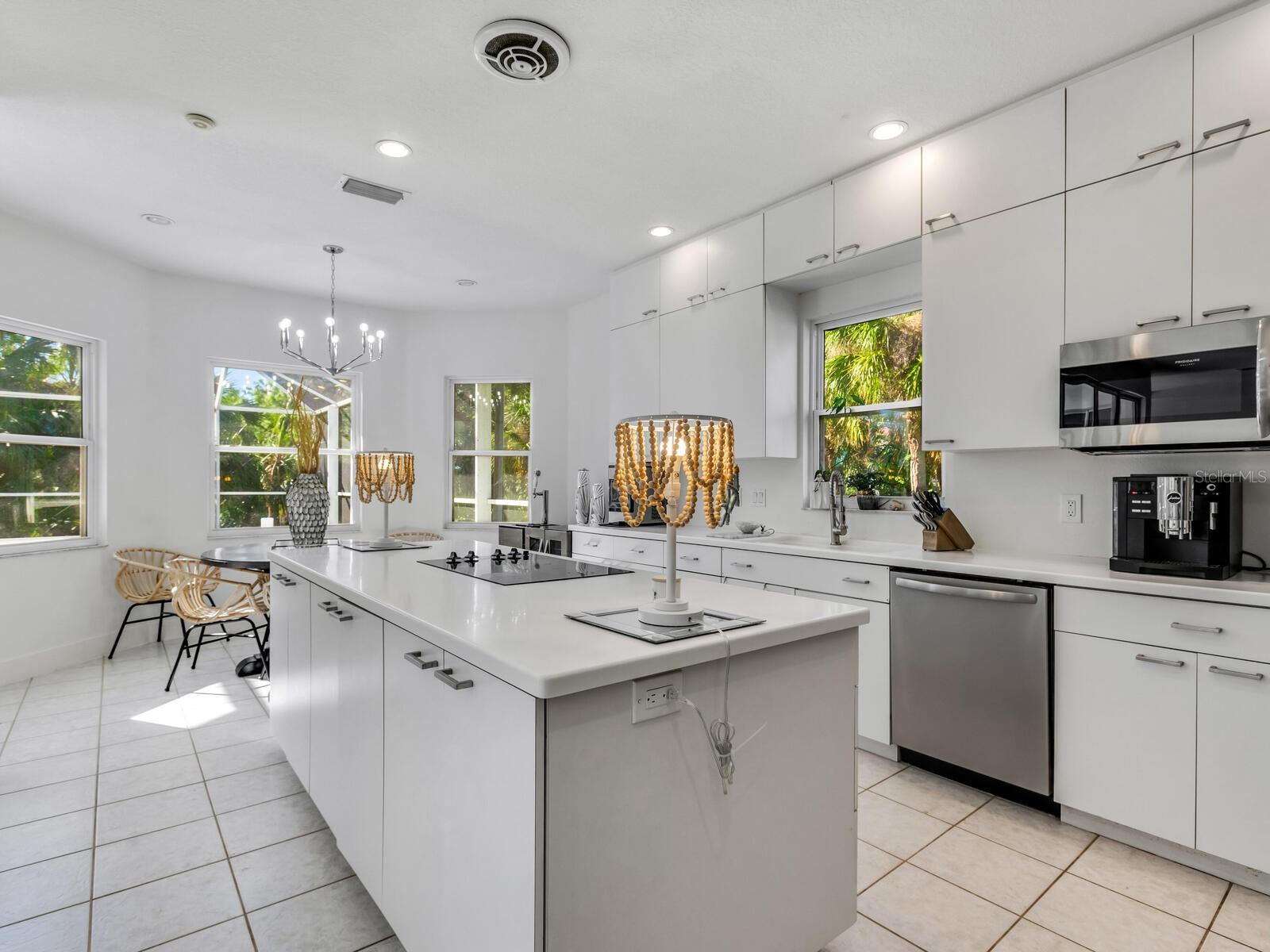 Image 15 of 34 For 5018 63rd Drive W