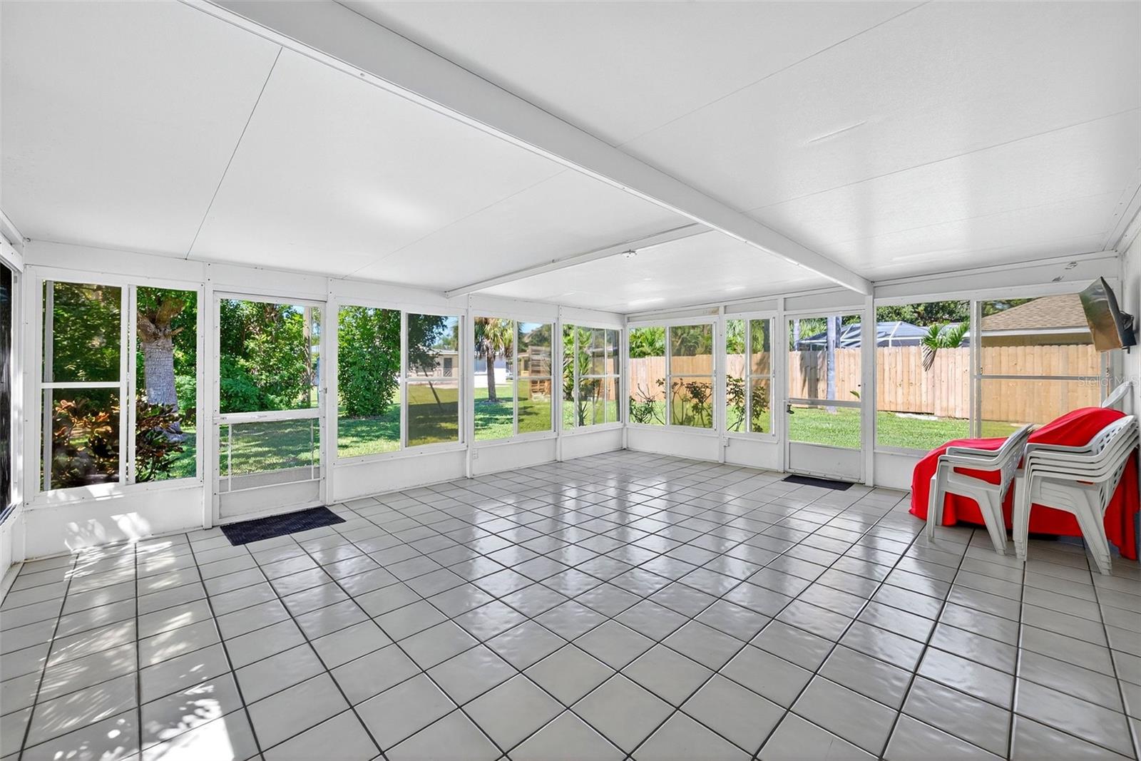 Image 10 of 49 For 4808 Riverwood Avenue