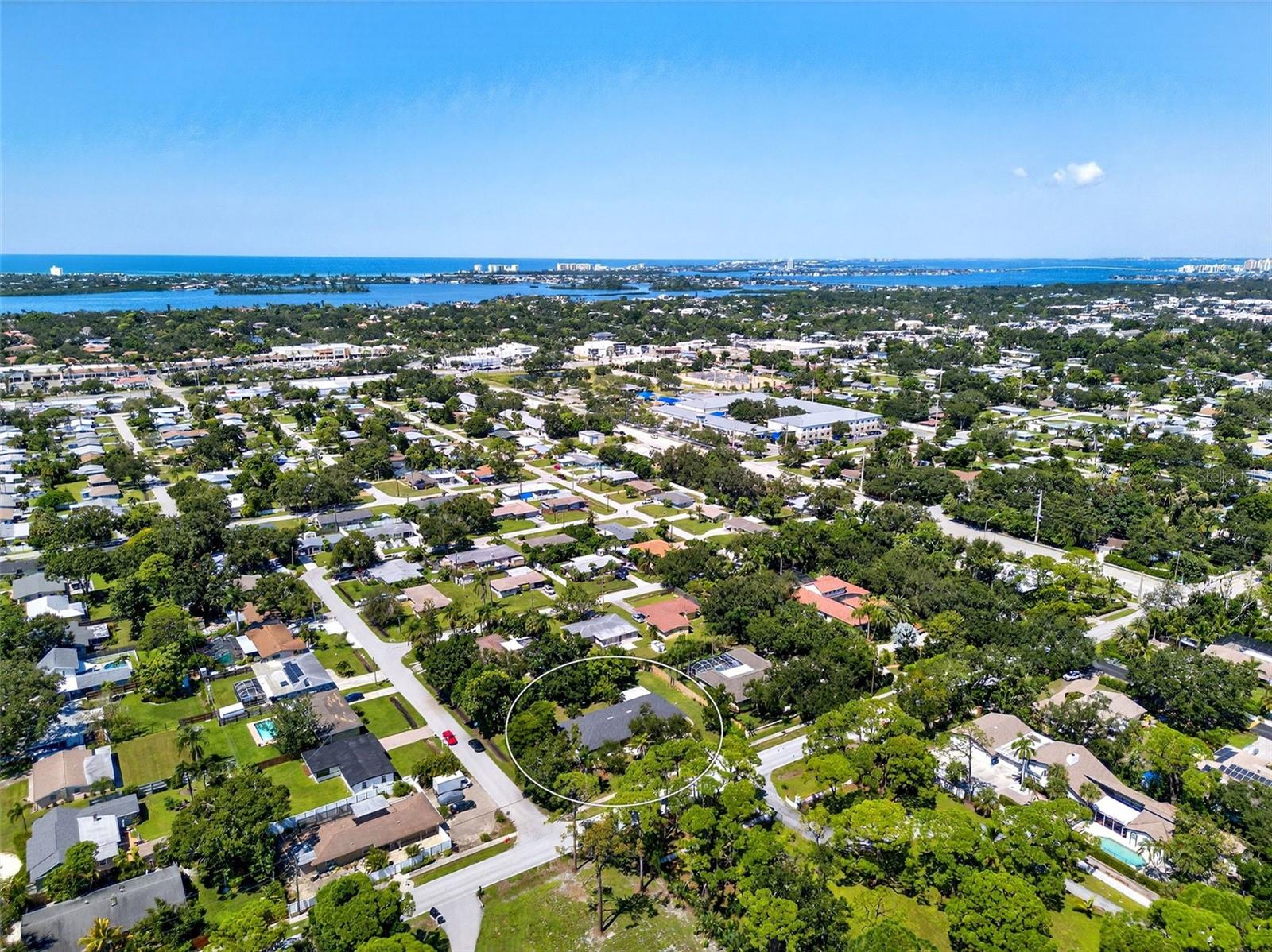 Image 15 of 49 For 4808 Riverwood Avenue