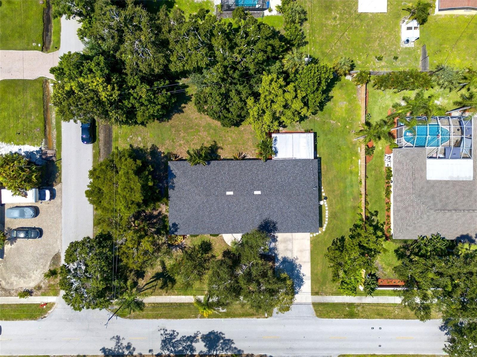 Image 17 of 49 For 4808 Riverwood Avenue