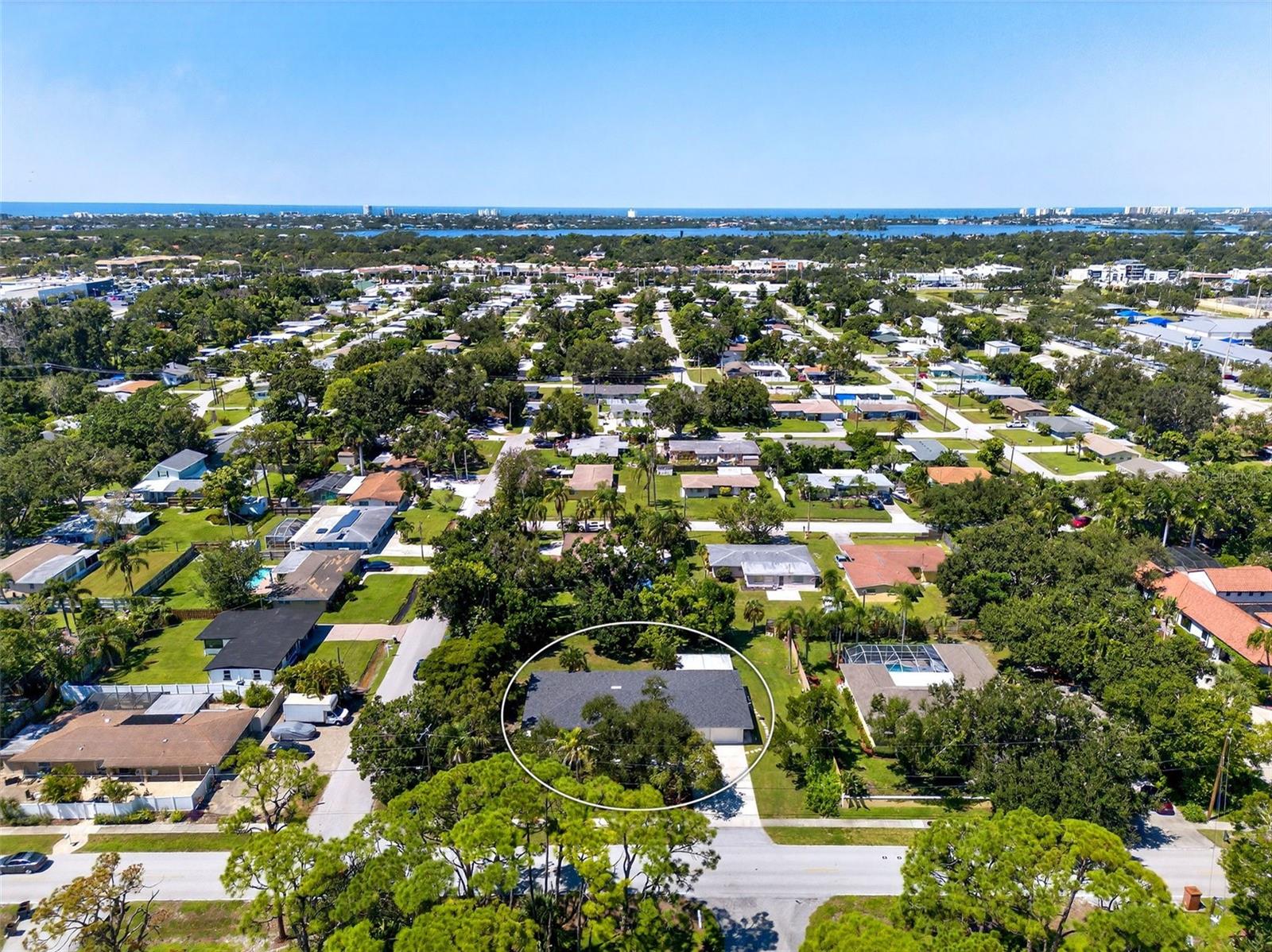 Image 18 of 49 For 4808 Riverwood Avenue