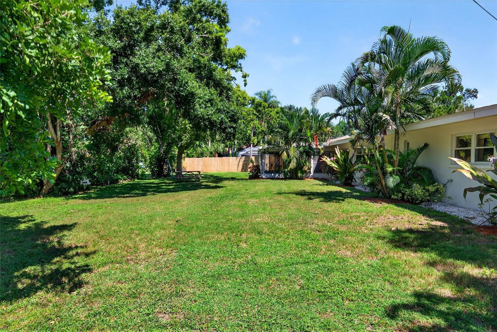 Image 21 of 49 For 4808 Riverwood Avenue