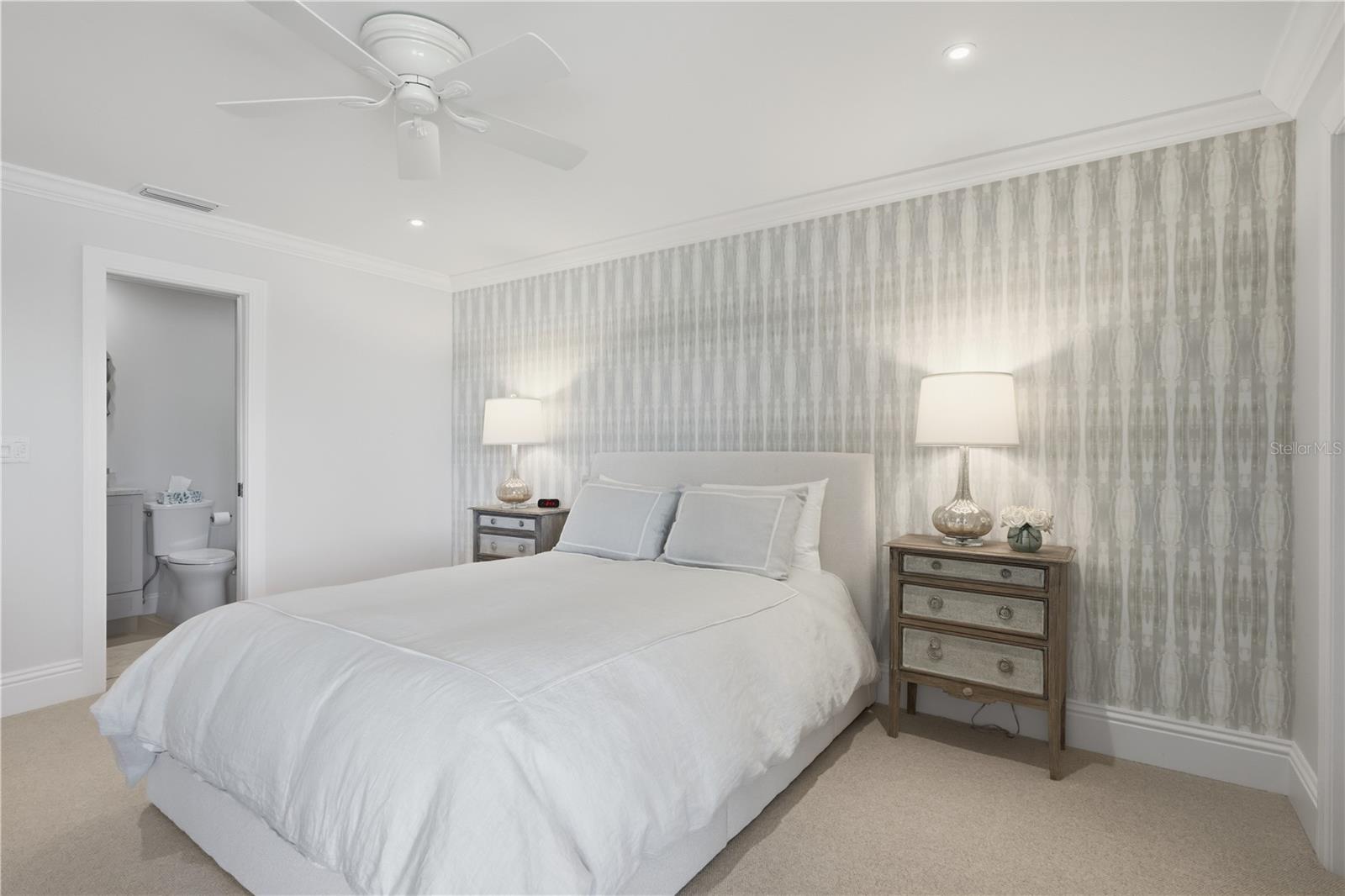 Image 19 of 48 For 600 Manatee Avenue 210