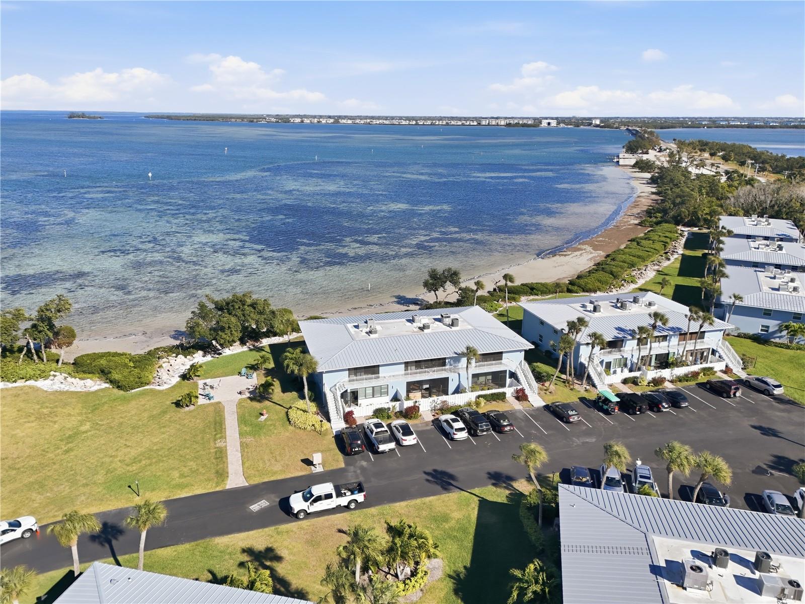 Image 30 of 48 For 600 Manatee Avenue 210