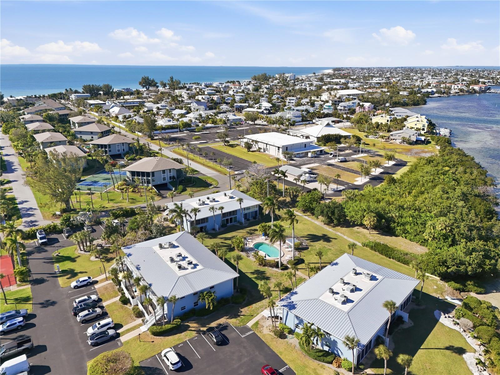 Image 38 of 48 For 600 Manatee Avenue 210