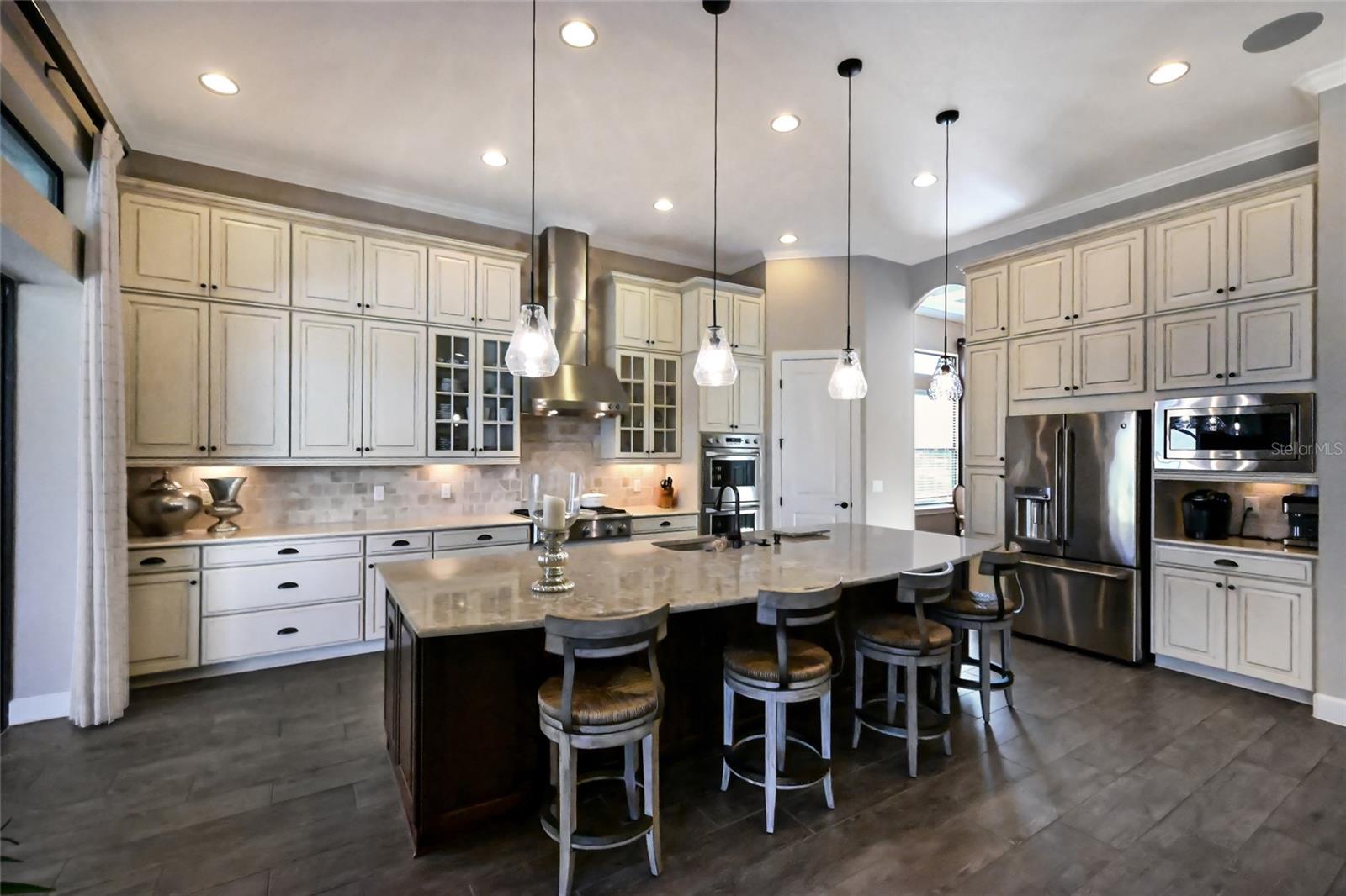 Image 6 of 66 For 5013 Benito Court