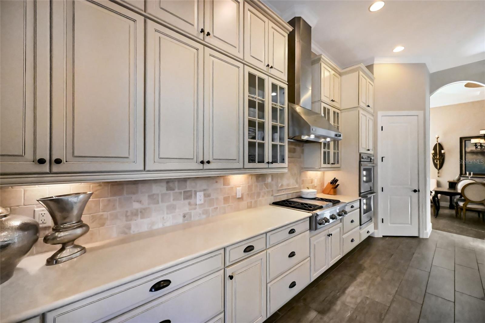 Image 8 of 66 For 5013 Benito Court