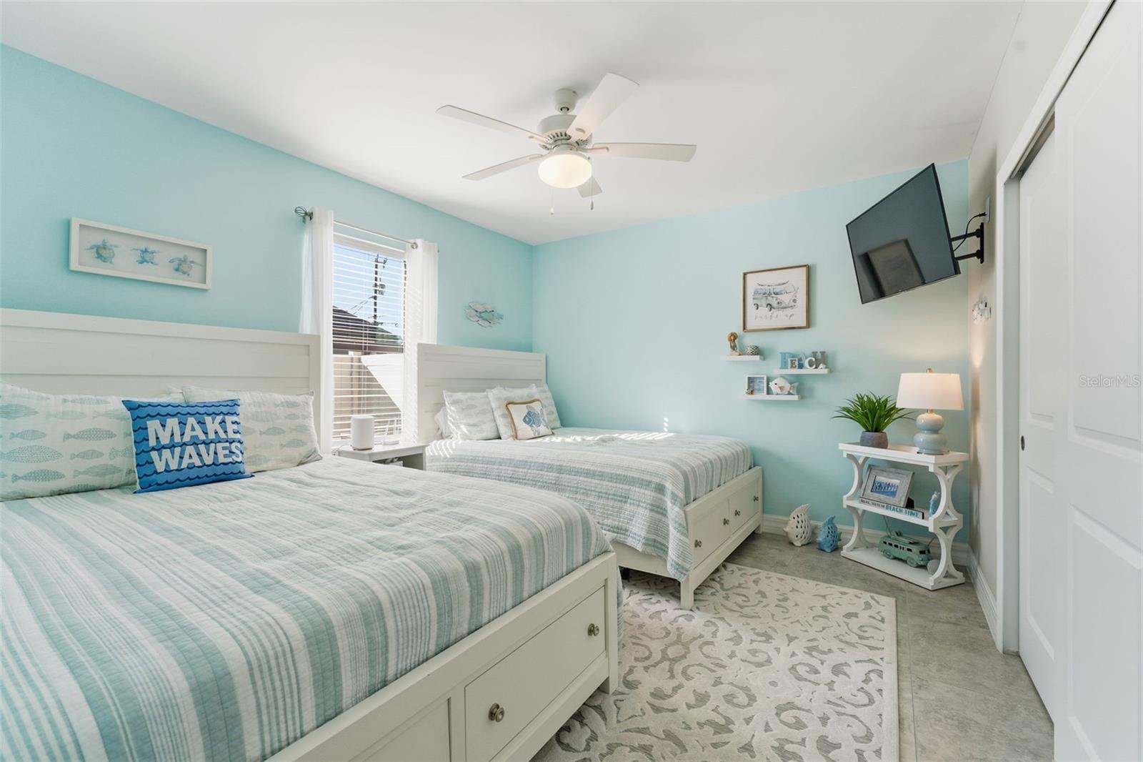 Image 27 of 63 For 2115 17th Place