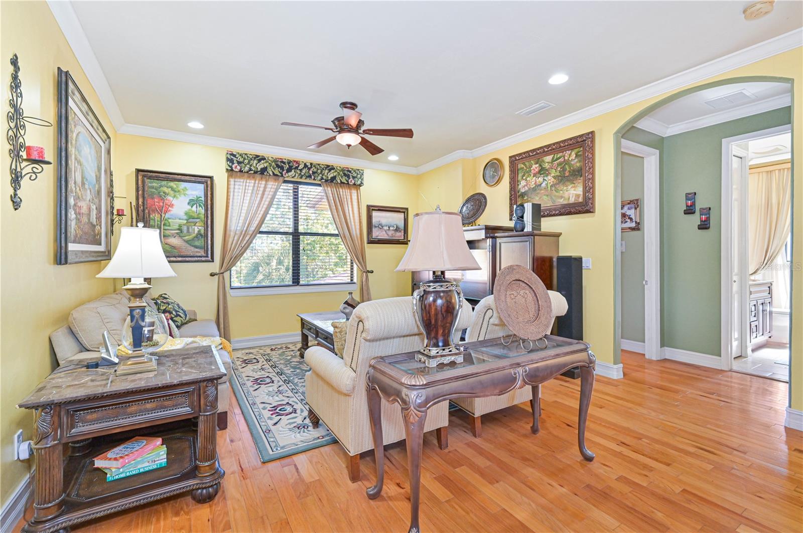 Image 19 of 50 For 1516 Oak Avenue