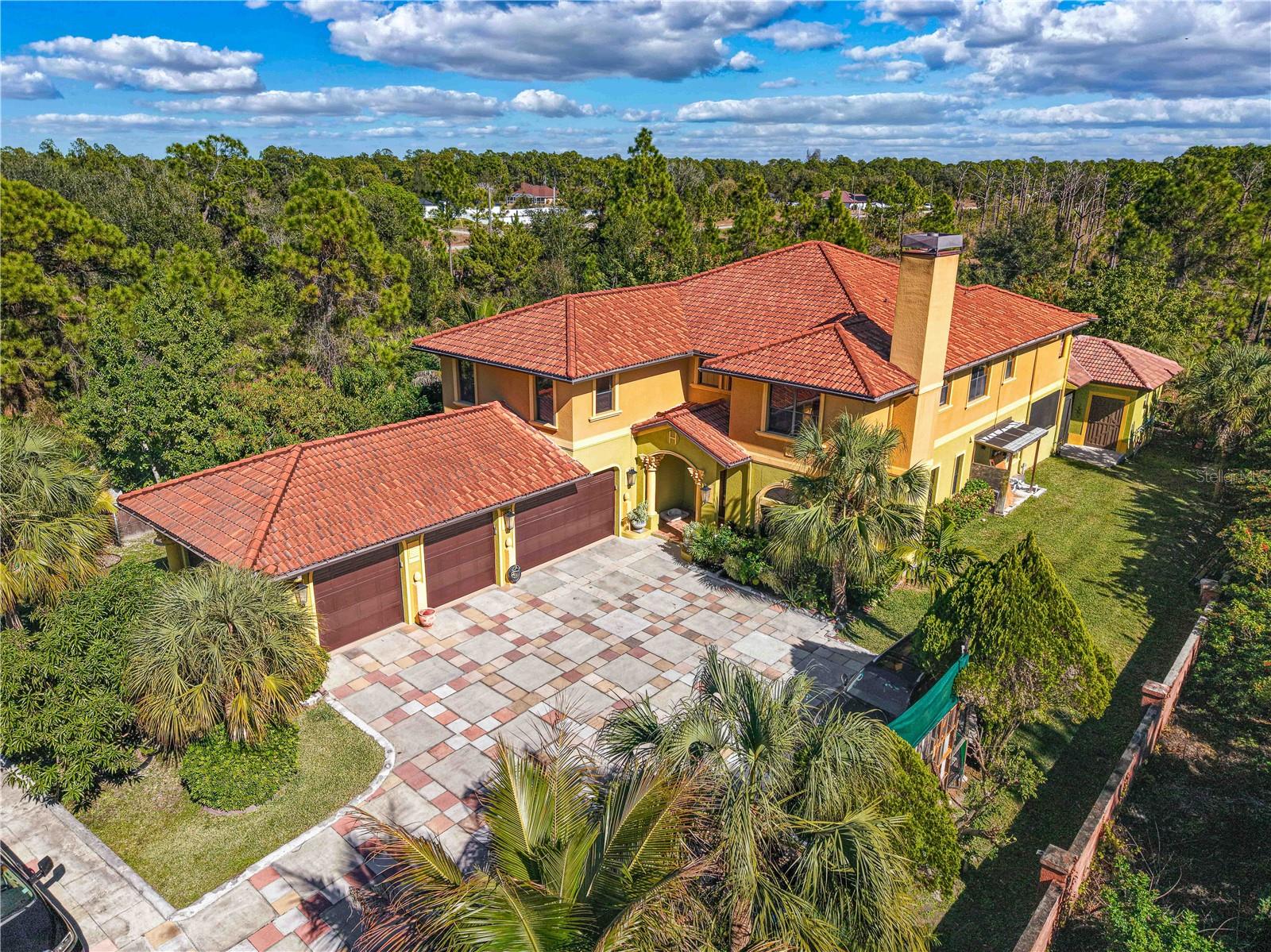 Image 2 of 50 For 1516 Oak Avenue