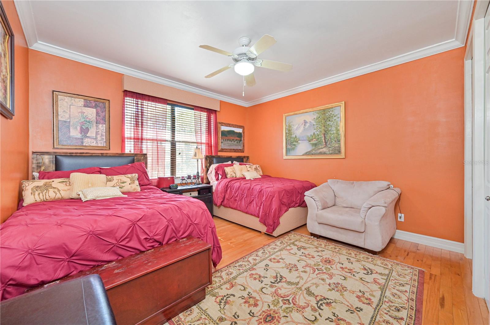 Image 29 of 50 For 1516 Oak Avenue