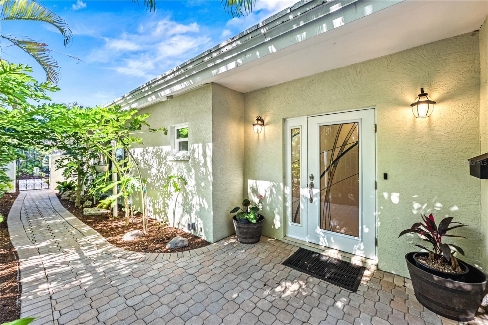 Details for 1320 Moonmist Drive B-11, SARASOTA, FL 34242