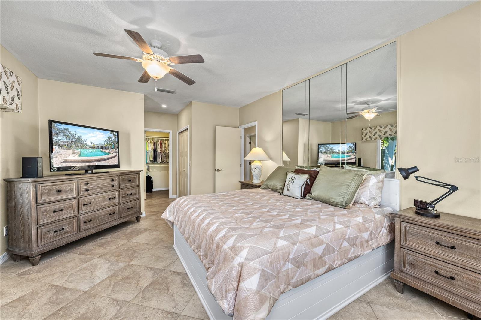 Image 40 of 65 For 1320 Moonmist Drive B-11