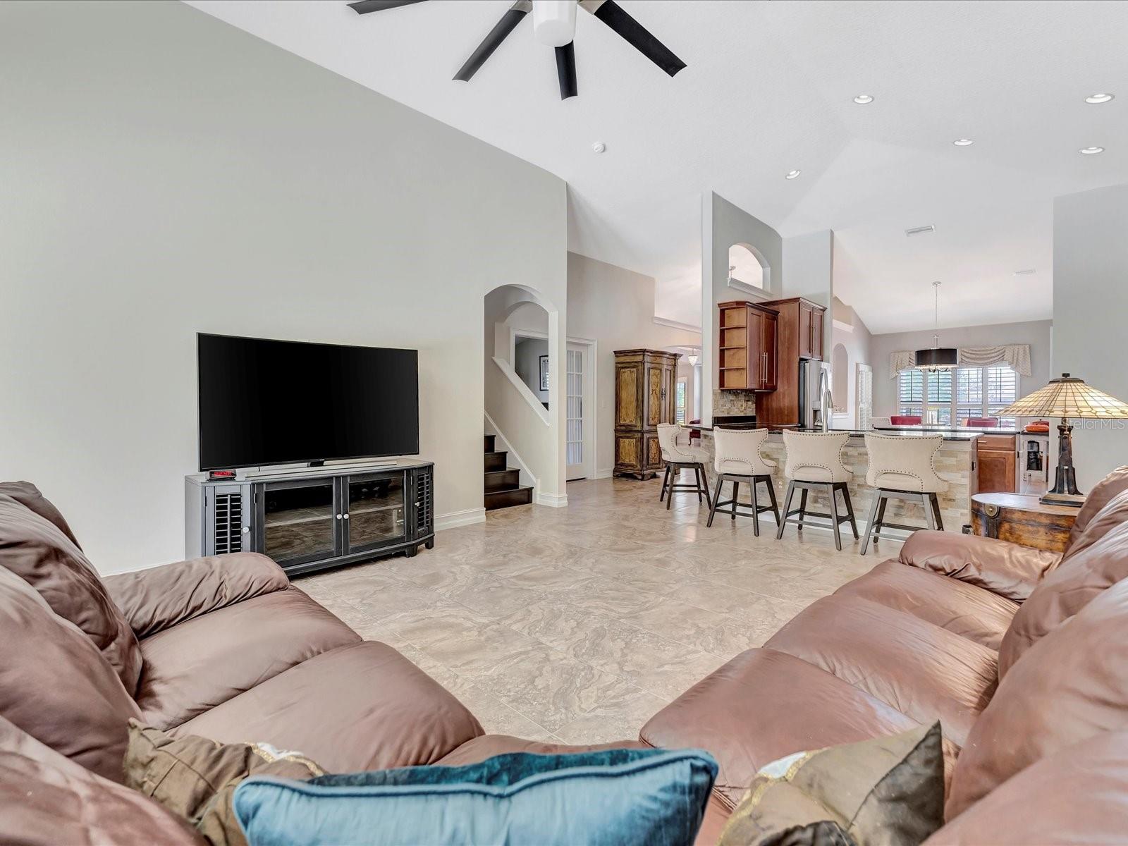 Image 28 of 58 For 4731 Balboa Park Loop W