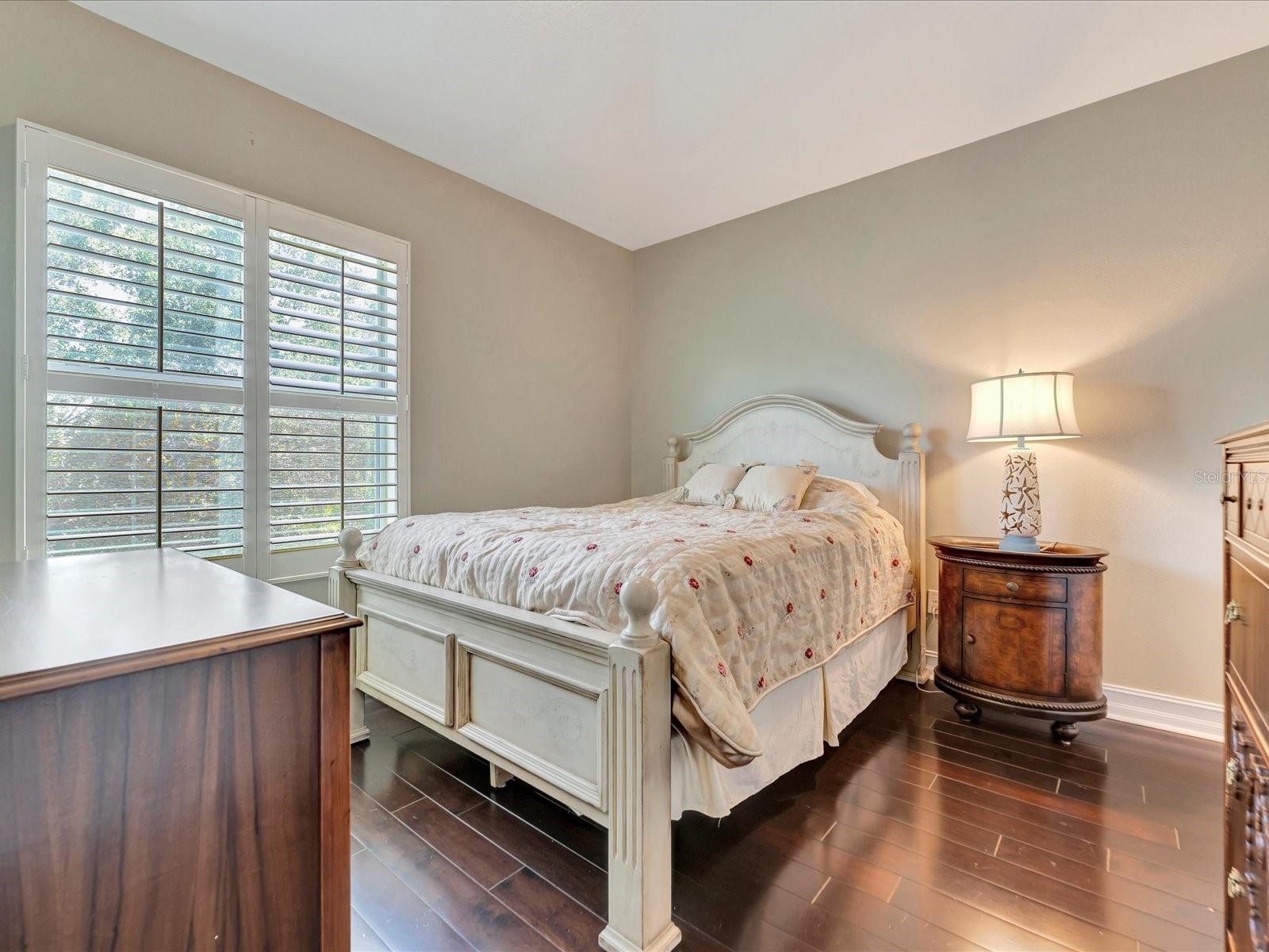 Image 39 of 58 For 4731 Balboa Park Loop W