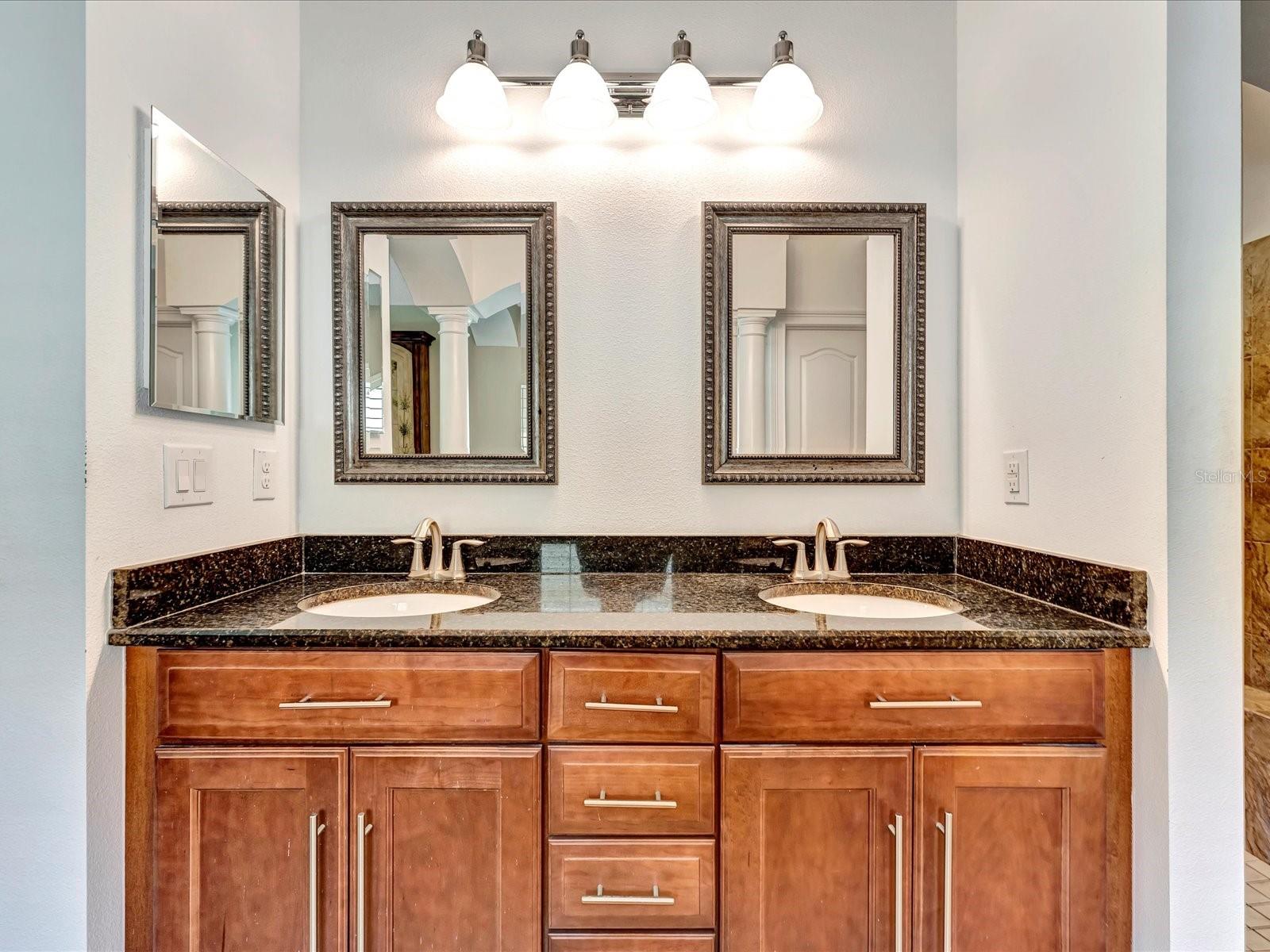 Image 46 of 58 For 4731 Balboa Park Loop W