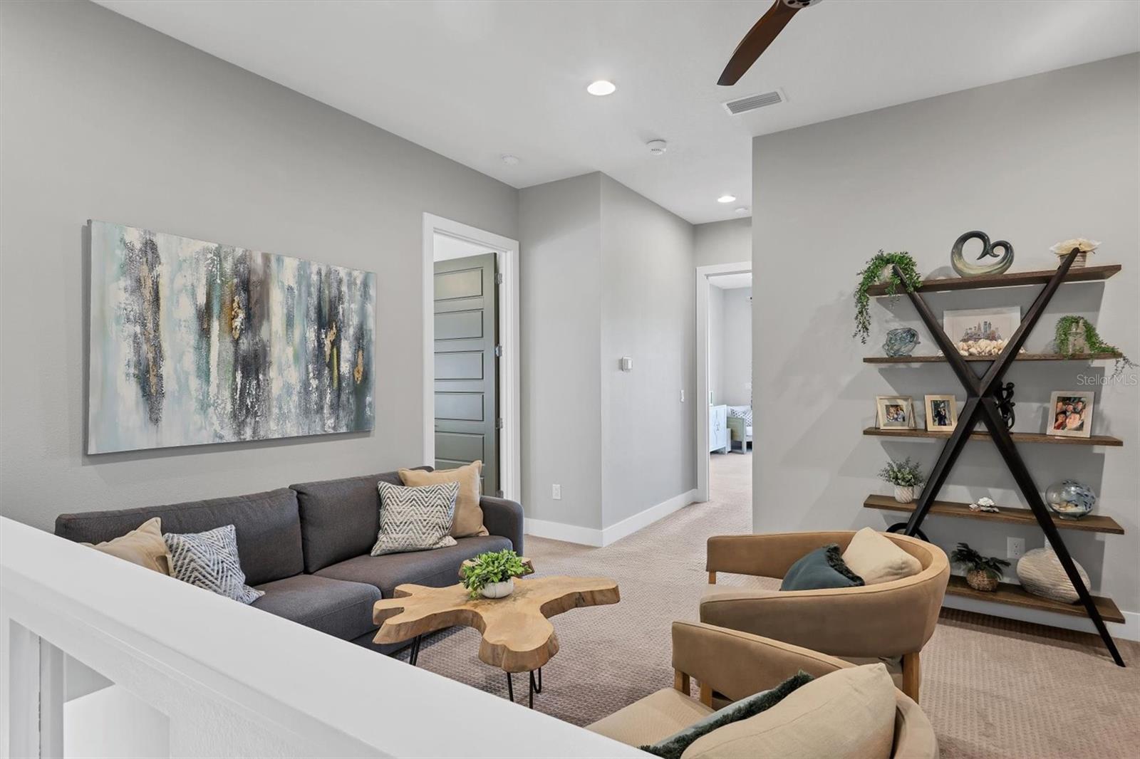 Image 13 of 39 For 2323 Pine Terrace