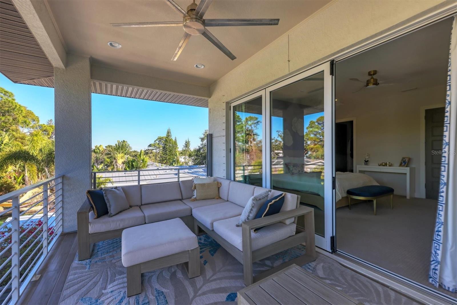 Image 20 of 39 For 2323 Pine Terrace