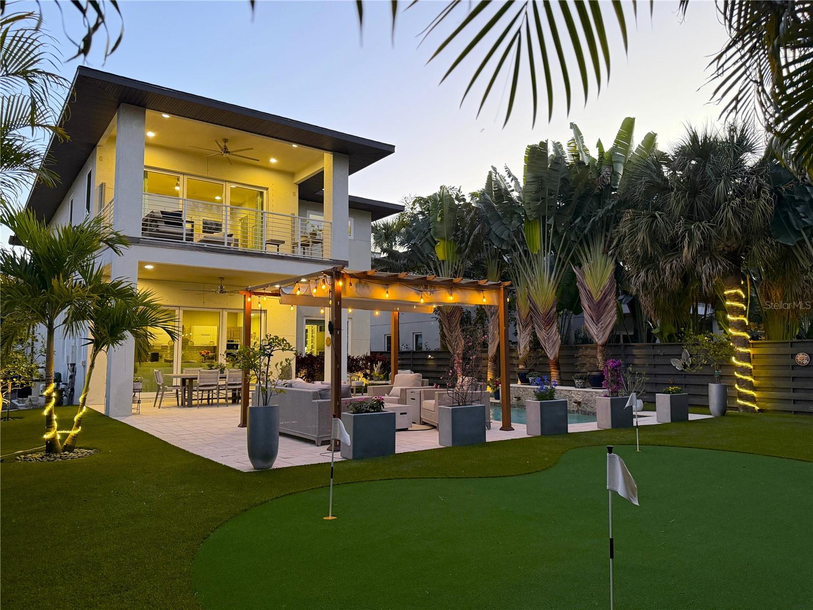 Image 32 of 39 For 2323 Pine Terrace