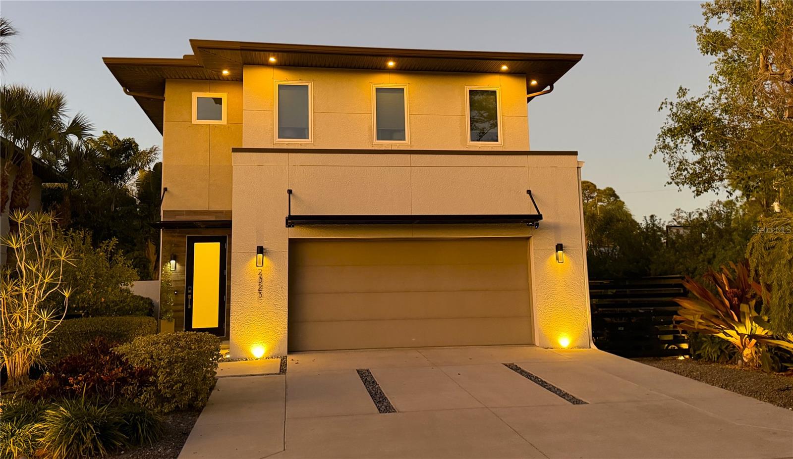 Image 37 of 39 For 2323 Pine Terrace