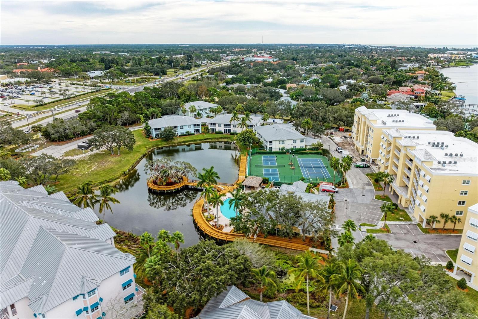 Image 53 of 58 For 250 Hidden Bay Drive 301