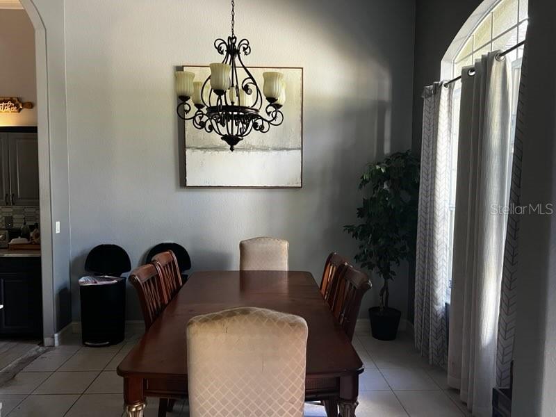 Image 4 of 25 For 845 10th Avenue Ne