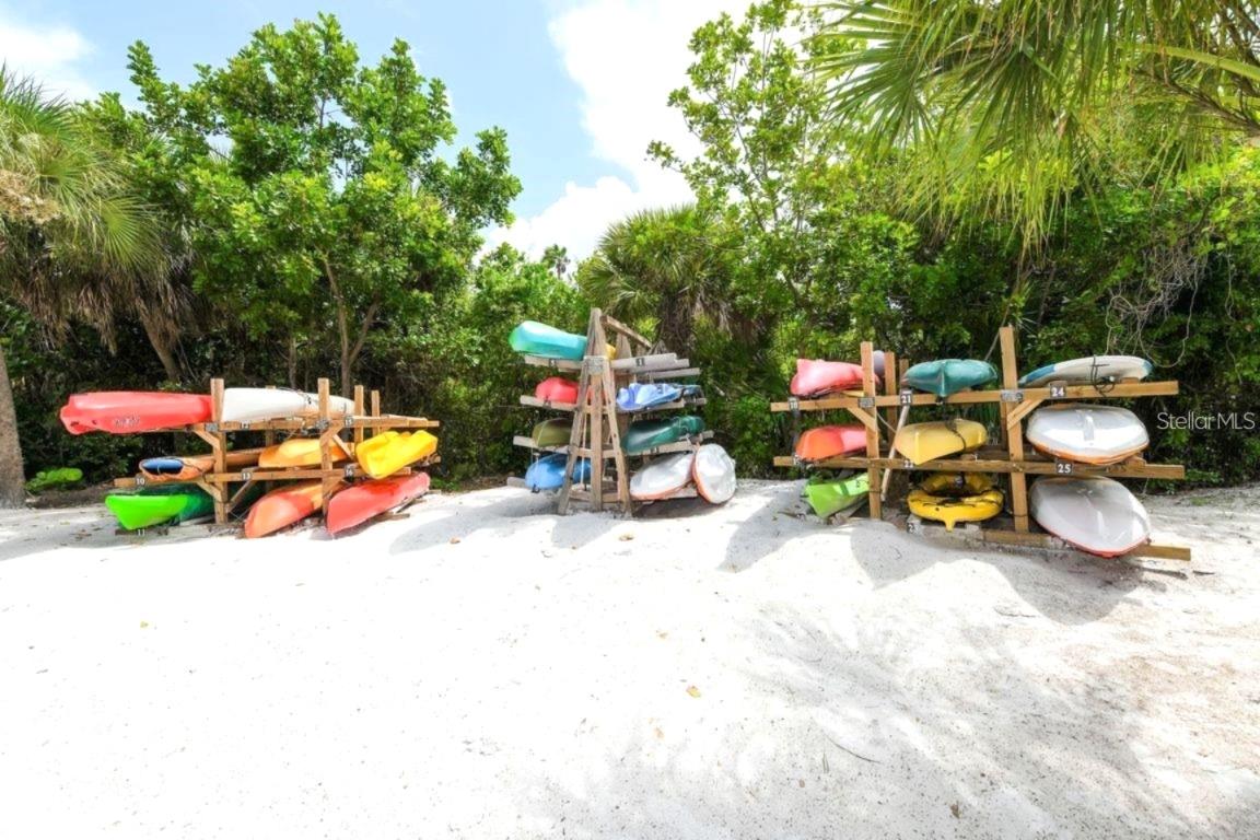 Image 32 of 38 For 237 Hourglass Way V6