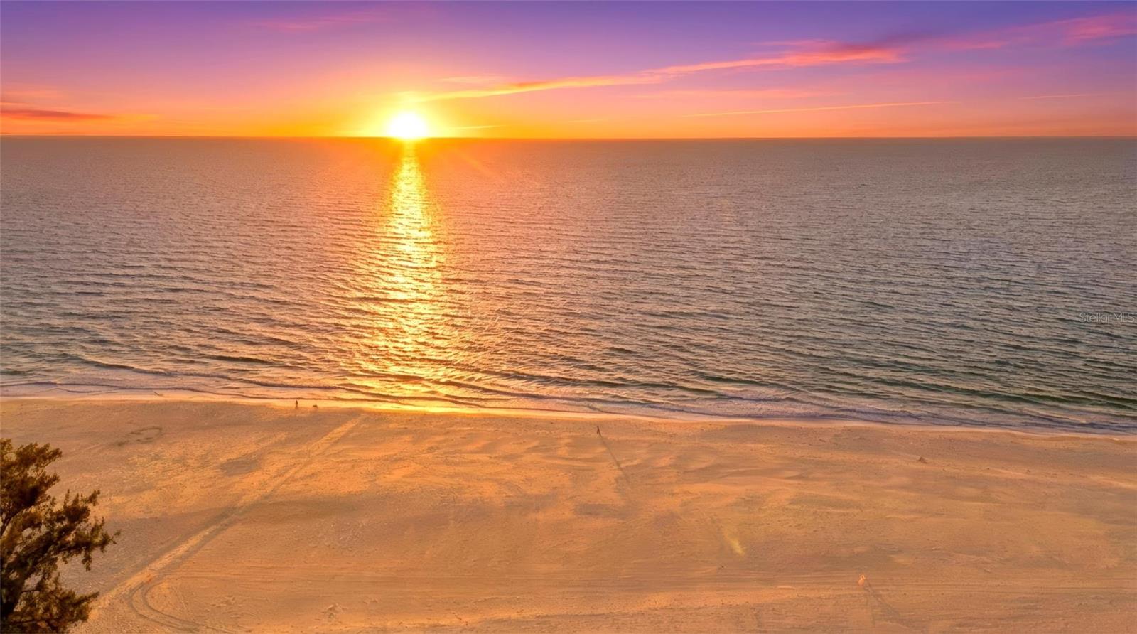 Image 38 of 38 For 237 Hourglass Way V6