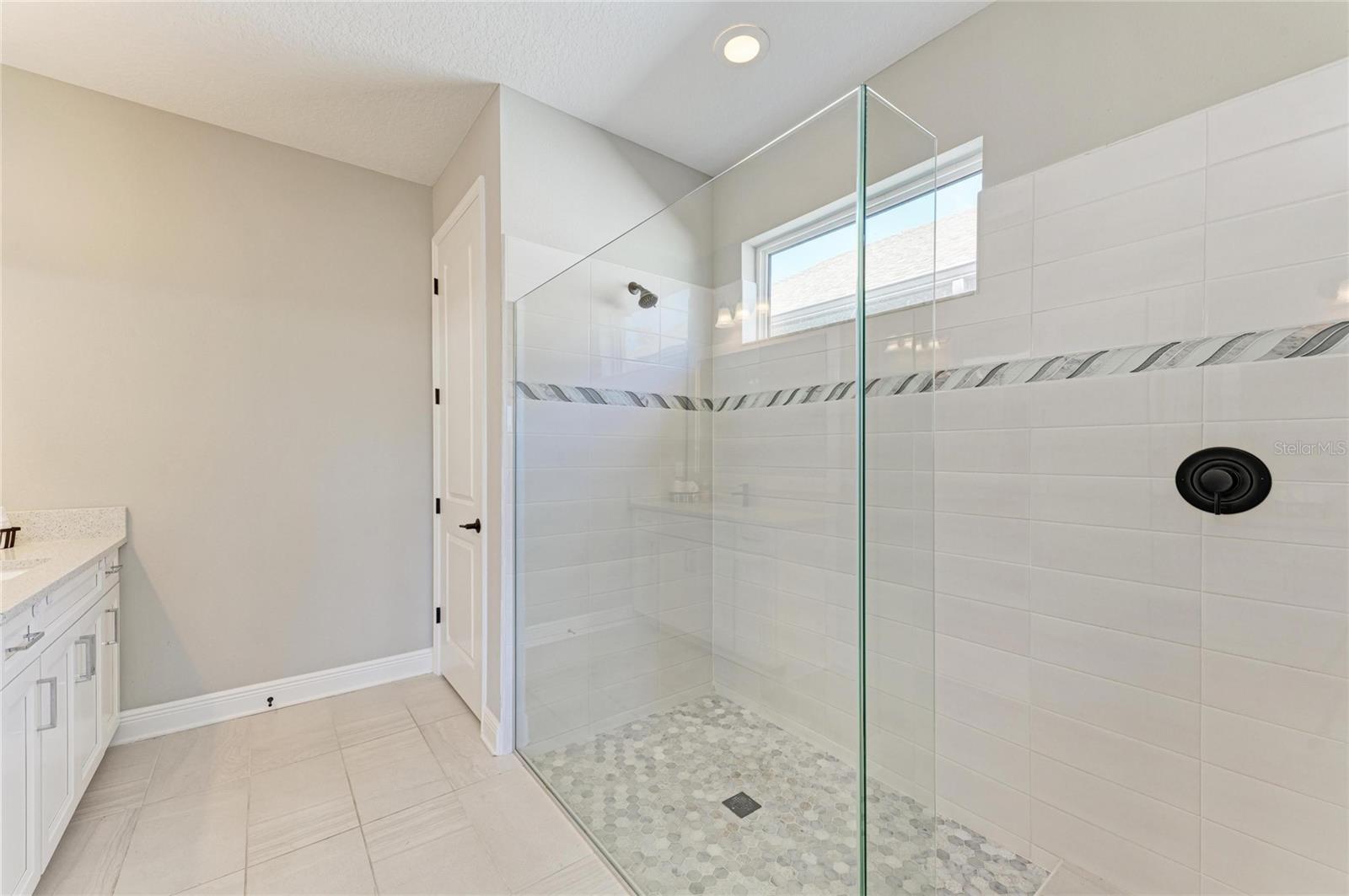 Image 38 of 57 For 923 Whimbrel Run