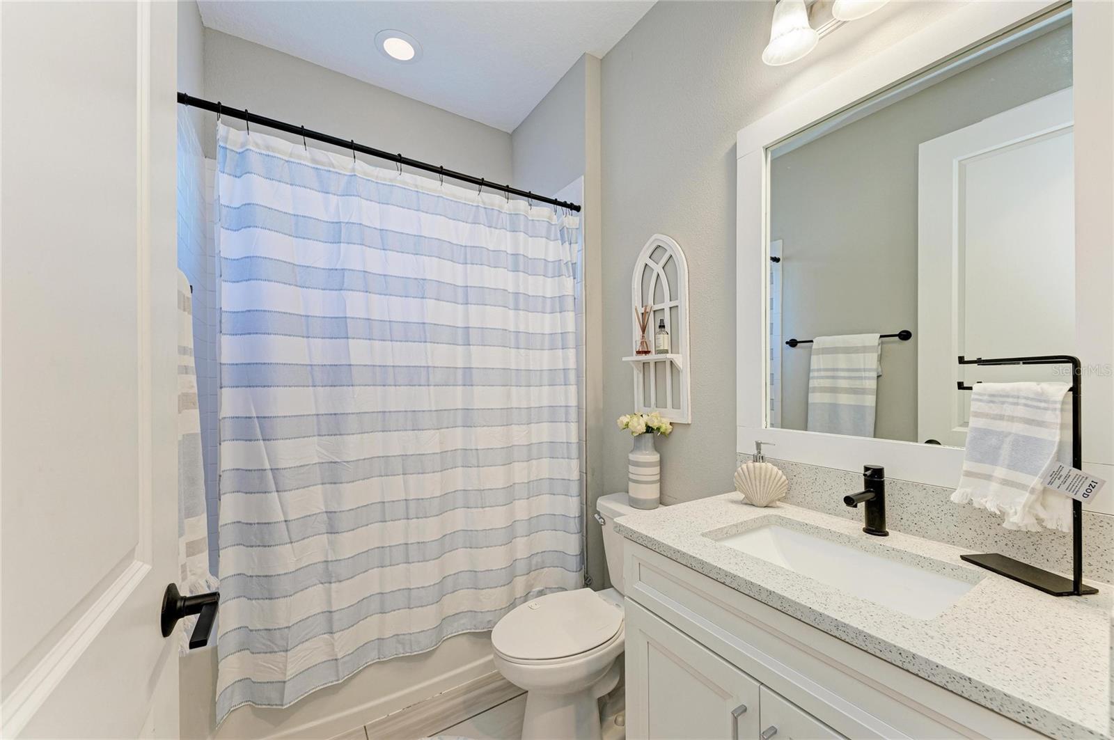 Image 44 of 57 For 923 Whimbrel Run