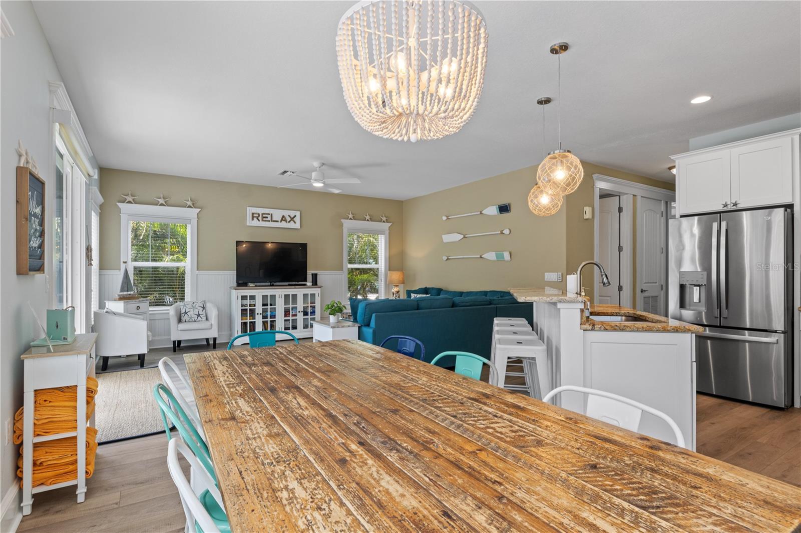 Image 11 of 58 For 6908 Holmes Boulevard