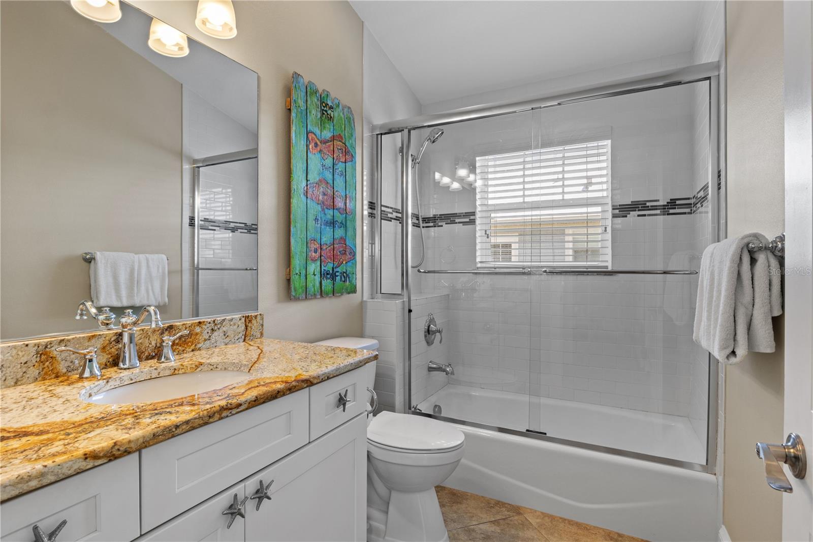 Image 21 of 58 For 6908 Holmes Boulevard