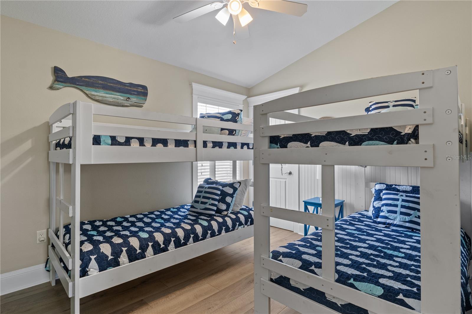 Image 22 of 58 For 6908 Holmes Boulevard