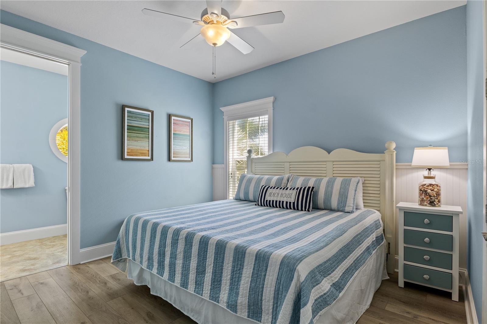 Image 31 of 58 For 6908 Holmes Boulevard