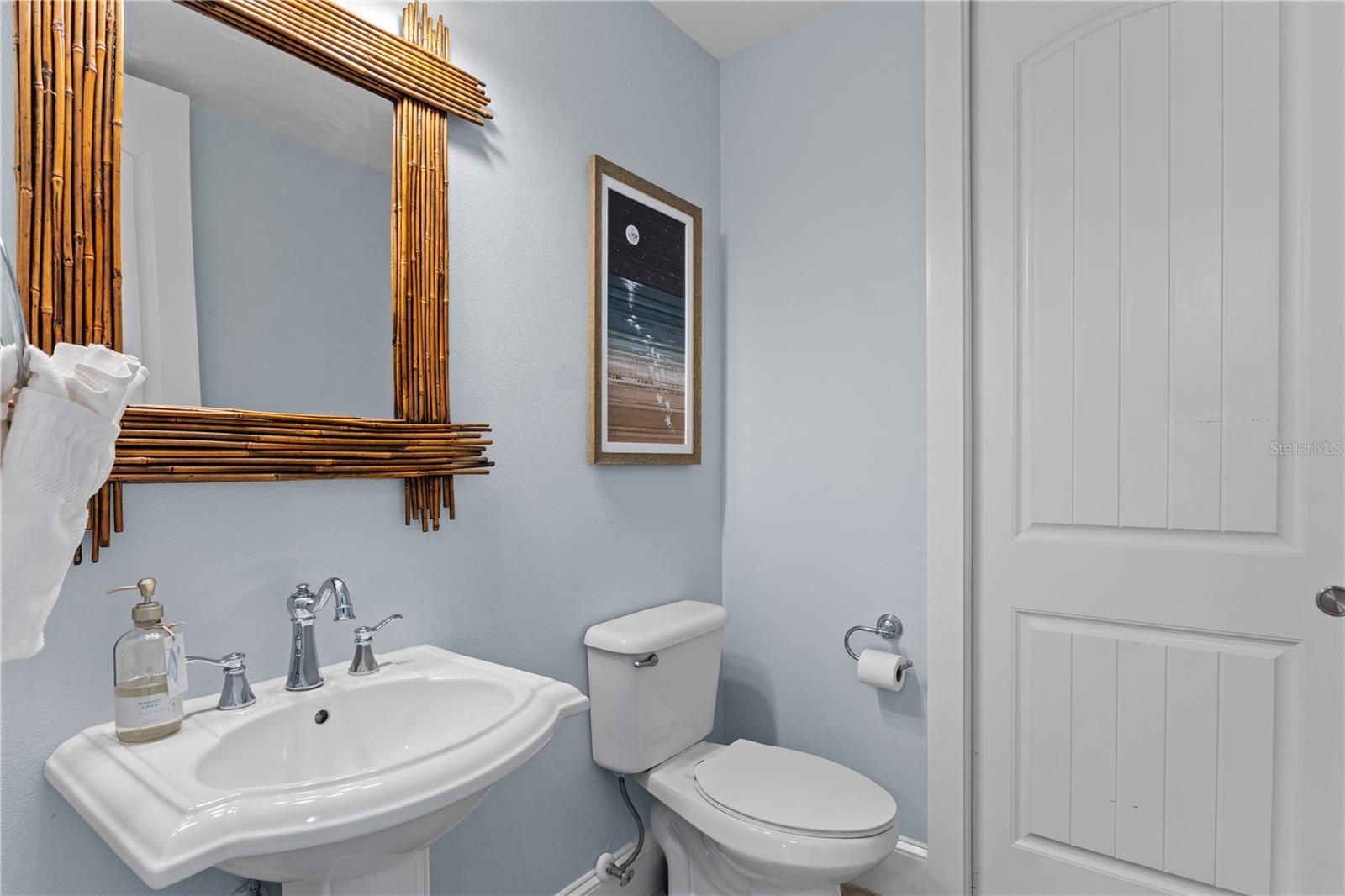 Image 35 of 58 For 6908 Holmes Boulevard