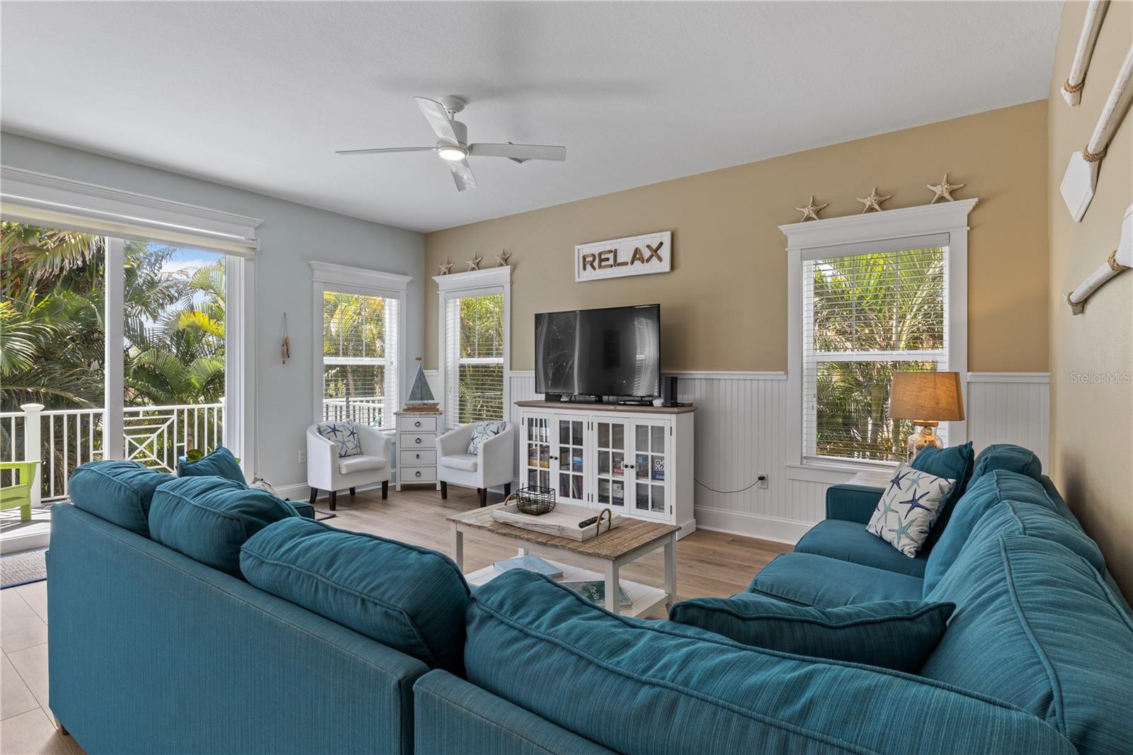 Image 7 of 58 For 6908 Holmes Boulevard