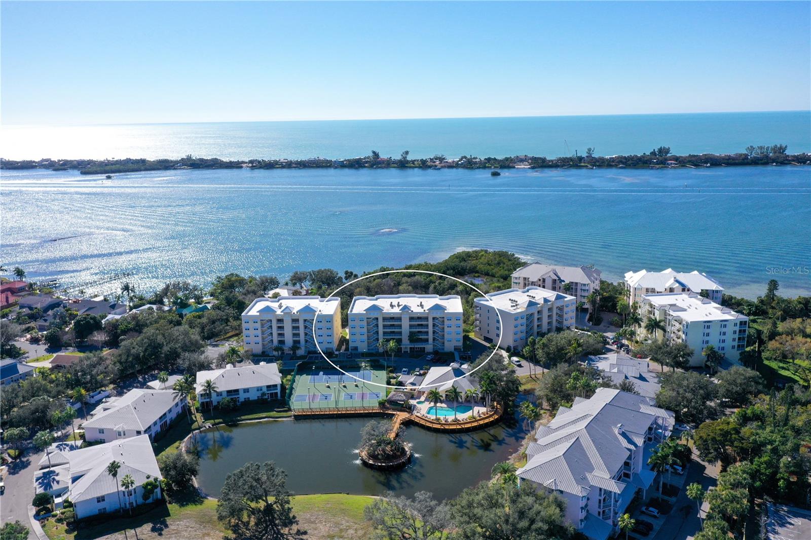 Image 2 of 50 For 260 Hidden Bay Drive 405