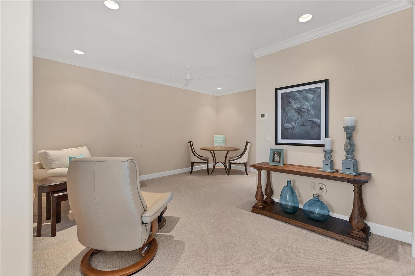 Image 16 of 46 For 896 Macewen Drive