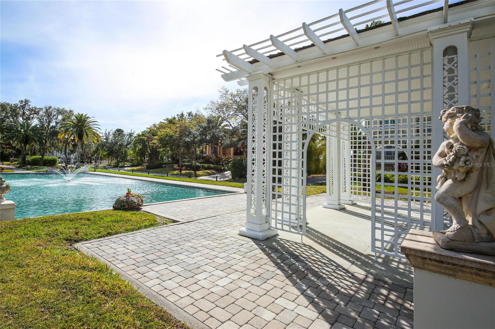 Image 39 of 46 For 896 Macewen Drive