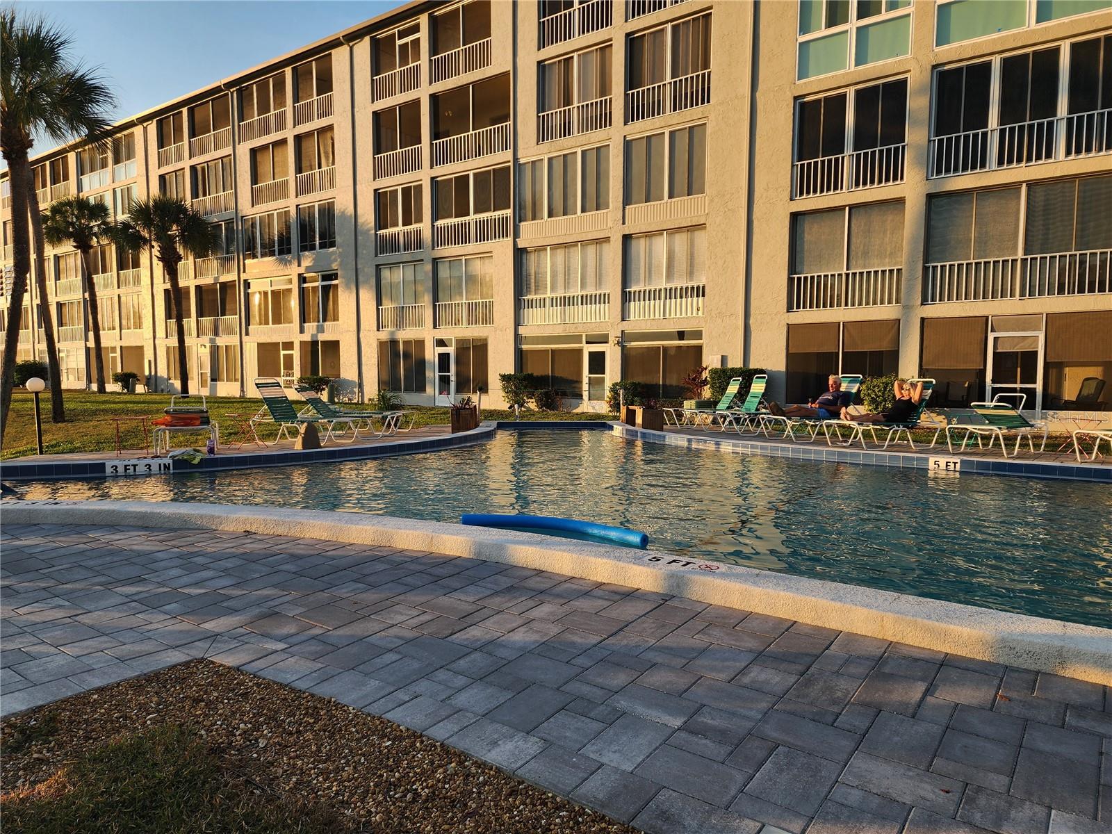 Image 17 of 18 For 3064 Lake Bayshore Drive 115