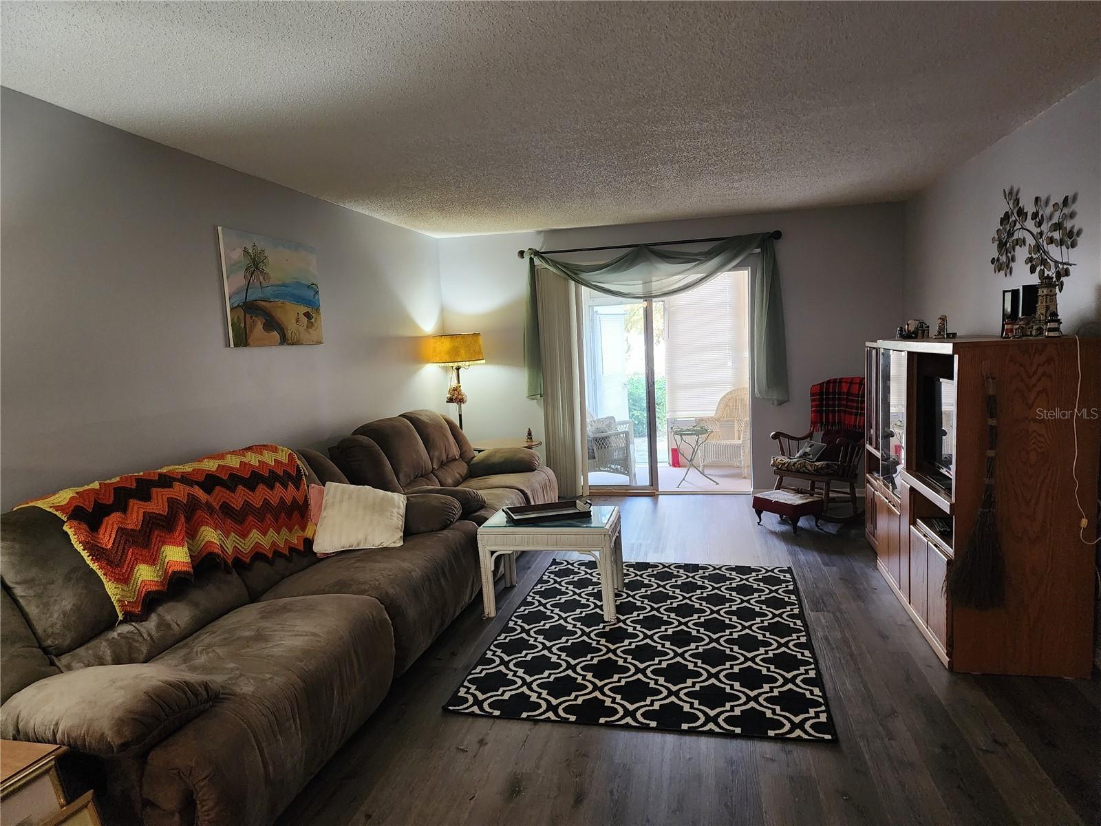 Image 6 of 18 For 3064 Lake Bayshore Drive 115