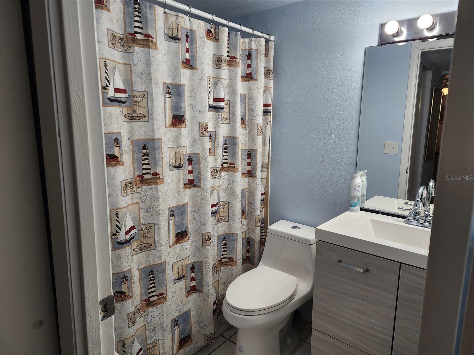 Image 9 of 18 For 3064 Lake Bayshore Drive 115