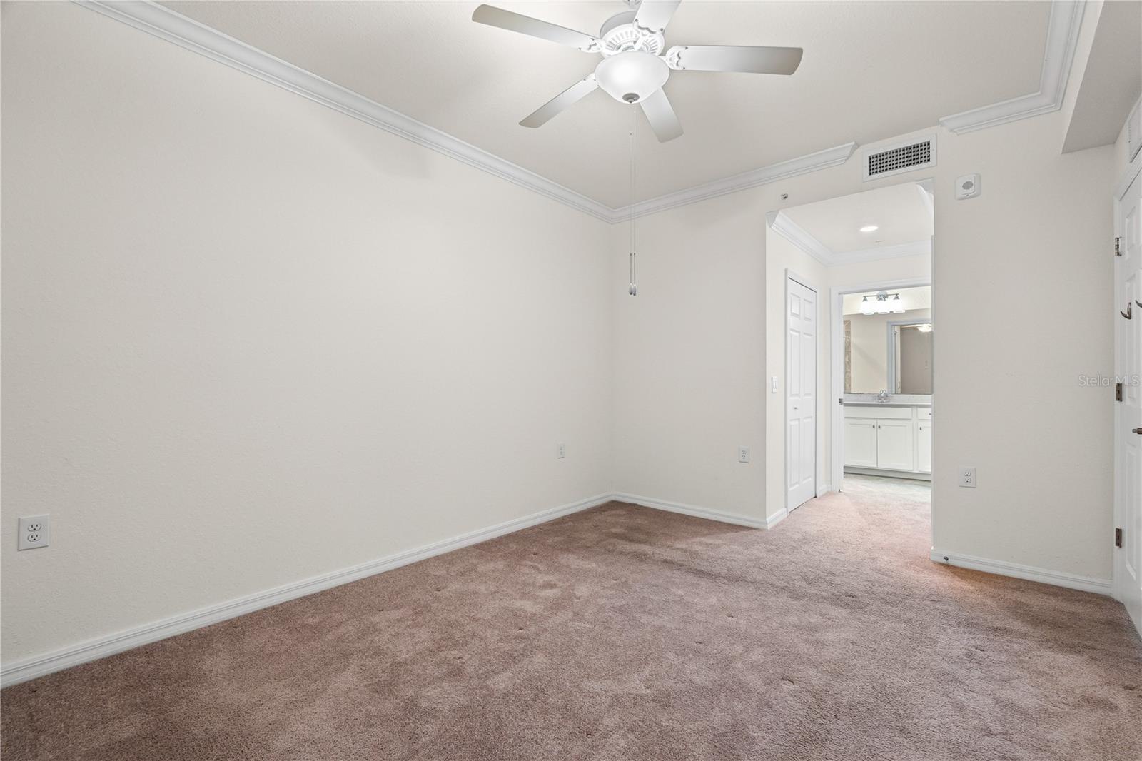 Image 22 of 78 For 17520 Gawthrop Drive 102