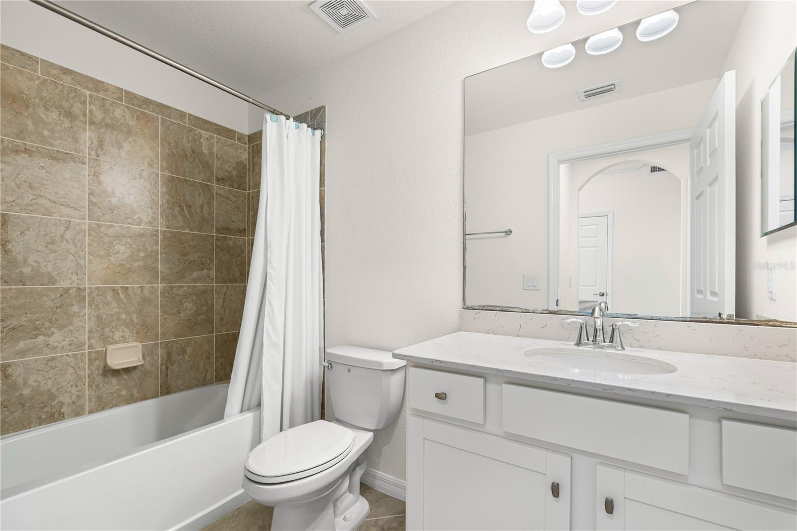 Image 27 of 78 For 17520 Gawthrop Drive 102