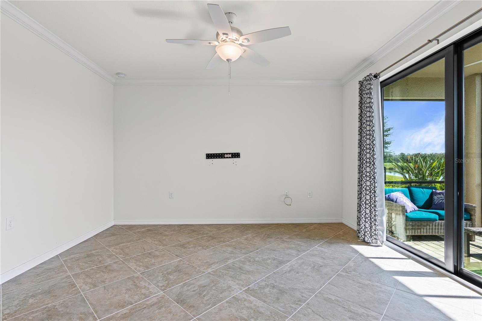 Image 9 of 78 For 17520 Gawthrop Drive 102