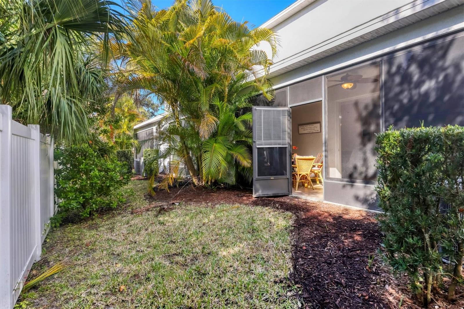 Image 33 of 38 For 6461 Baytown Drive