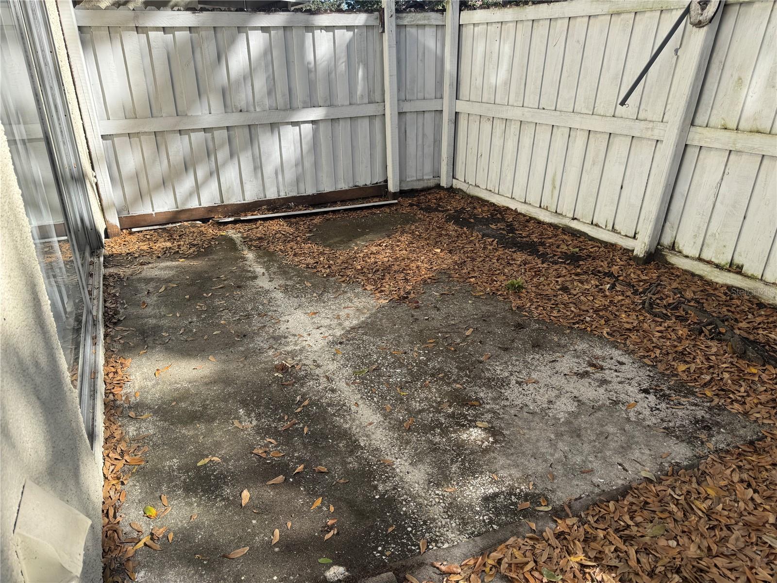 Image 19 of 19 For 215 Amherst Avenue