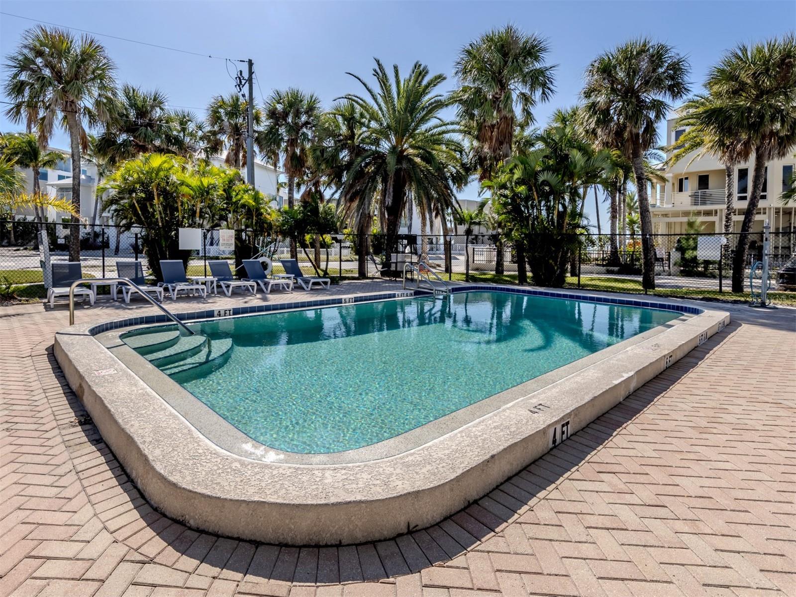 Image 27 of 79 For 73 Avenida Messina  6